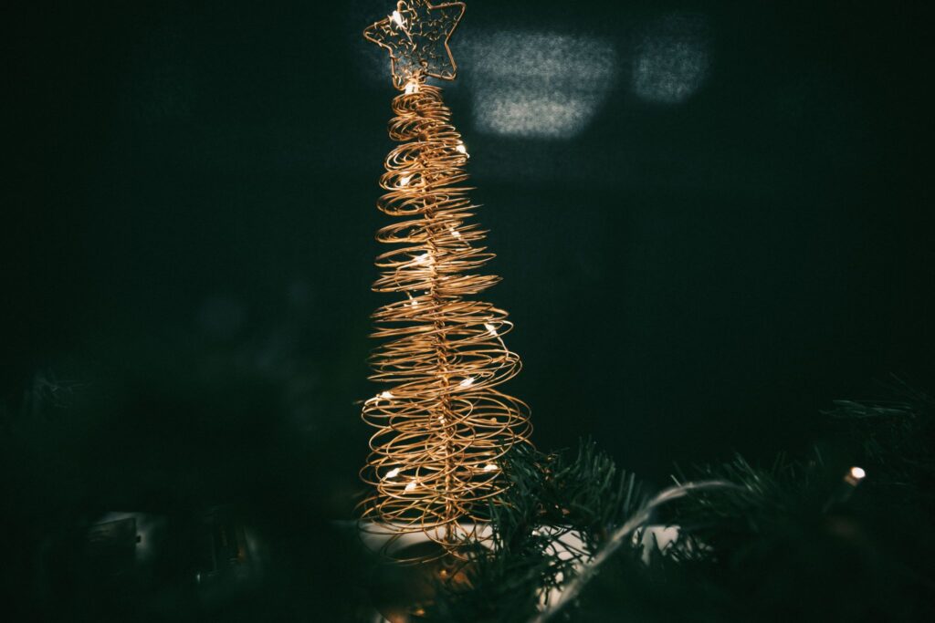 Karácsonyi fotózási helyszín Siófok arany karácsonyfa dekoráció