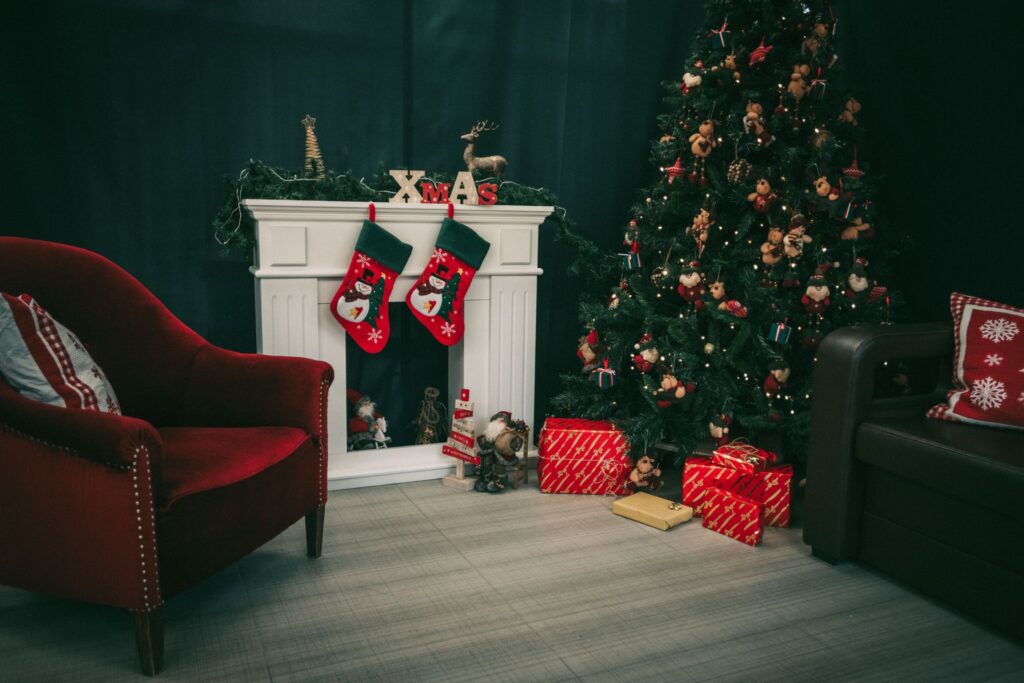 Karácsonyi fotózási helyszín Siófok piros fehér karácsonyi dekoráció