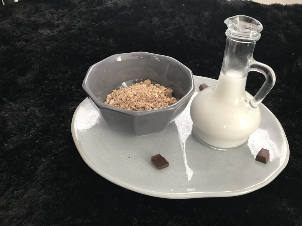 Vegán reggeli kókuszos- étcsokoládés kása